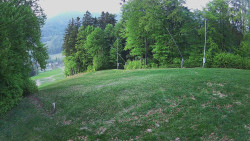 Prostřední část sjezdovky a snowpark