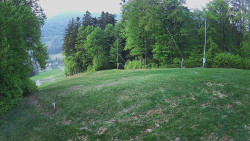 Prostřední část sjezdovky a snowpark