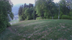 Prostřední část sjezdovky a snowpark