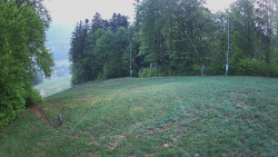 Prostřední část sjezdovky a snowpark
