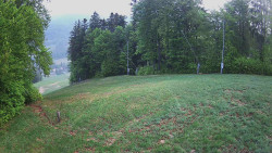Prostřední část sjezdovky a snowpark