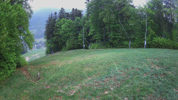 Prostřední část sjezdovky a snowpark
