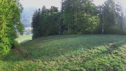 Prostřední část sjezdovky a snowpark