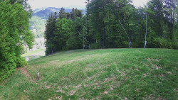 Prostřední část sjezdovky a snowpark