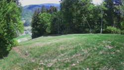 Prostřední část sjezdovky a snowpark