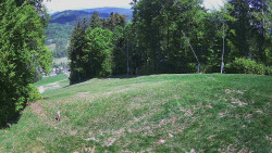 Prostřední část sjezdovky a snowpark