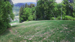 Prostřední část sjezdovky a snowpark