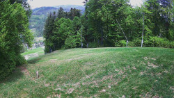 Prostřední část sjezdovky a snowpark