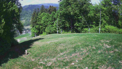 Prostřední část sjezdovky a snowpark