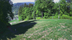 Prostřední část sjezdovky a snowpark