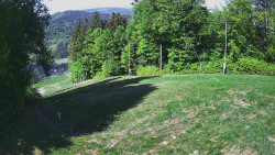 Prostřední část sjezdovky a snowpark