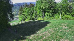 Prostřední část sjezdovky a snowpark