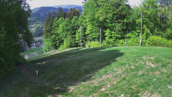 Prostřední část sjezdovky a snowpark
