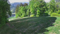 Prostřední část sjezdovky a snowpark