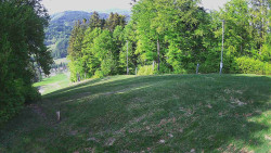 Prostřední část sjezdovky a snowpark