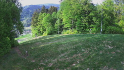 Prostřední část sjezdovky a snowpark