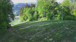 Prostřední část sjezdovky a snowpark
