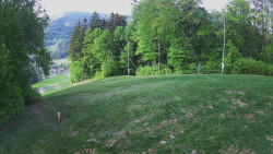 Prostřední část sjezdovky a snowpark