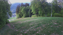 Prostřední část sjezdovky a snowpark