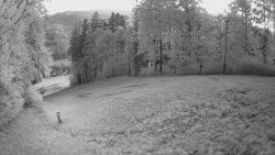 Prostřední část sjezdovky a snowpark