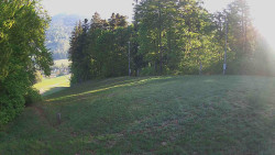 Prostřední část sjezdovky a snowpark