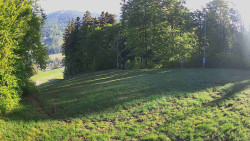 Prostřední část sjezdovky a snowpark