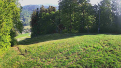 Prostřední část sjezdovky a snowpark