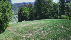 Prostřední část sjezdovky a snowpark