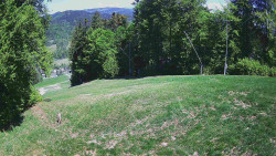 Prostřední část sjezdovky a snowpark