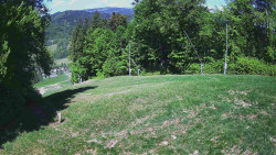 Prostřední část sjezdovky a snowpark