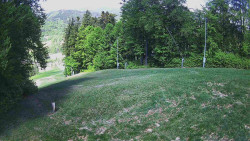 Prostřední část sjezdovky a snowpark