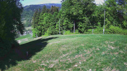 Prostřední část sjezdovky a snowpark