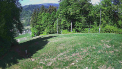 Prostřední část sjezdovky a snowpark
