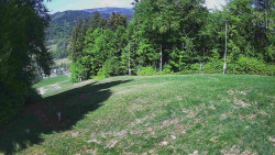 Prostřední část sjezdovky a snowpark