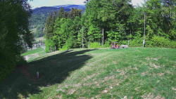 Prostřední část sjezdovky a snowpark