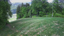 Prostřední část sjezdovky a snowpark