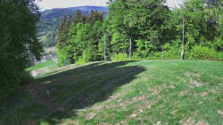 Prostřední část sjezdovky a snowpark