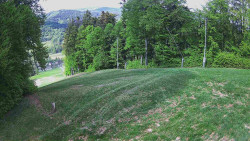 Prostřední část sjezdovky a snowpark