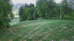 Prostřední část sjezdovky a snowpark