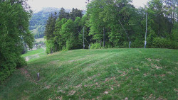 Prostřední část sjezdovky a snowpark