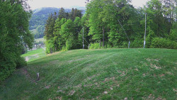 Prostřední část sjezdovky a snowpark