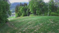 Prostřední část sjezdovky a snowpark