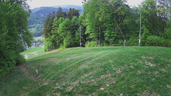 Prostřední část sjezdovky a snowpark