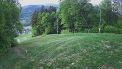 Prostřední část sjezdovky a snowpark