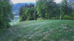 Prostřední část sjezdovky a snowpark