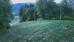 Prostřední část sjezdovky a snowpark