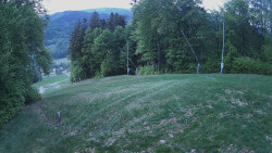 Prostřední část sjezdovky a snowpark