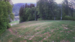 Prostřední část sjezdovky a snowpark