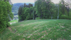 Prostřední část sjezdovky a snowpark