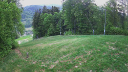 Prostřední část sjezdovky a snowpark